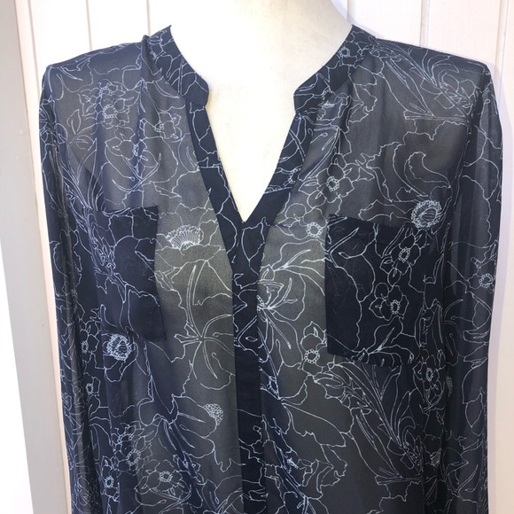 LOFT Tops - LOFT semi-sheet navy floral print tunic top EUC